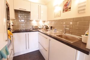 Kitchen- click for photo gallery